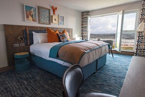 Superior Room | Desk, laptop workspace, iron/ironing board, free WiFi - The Waterside Hotel (West Kilbride)