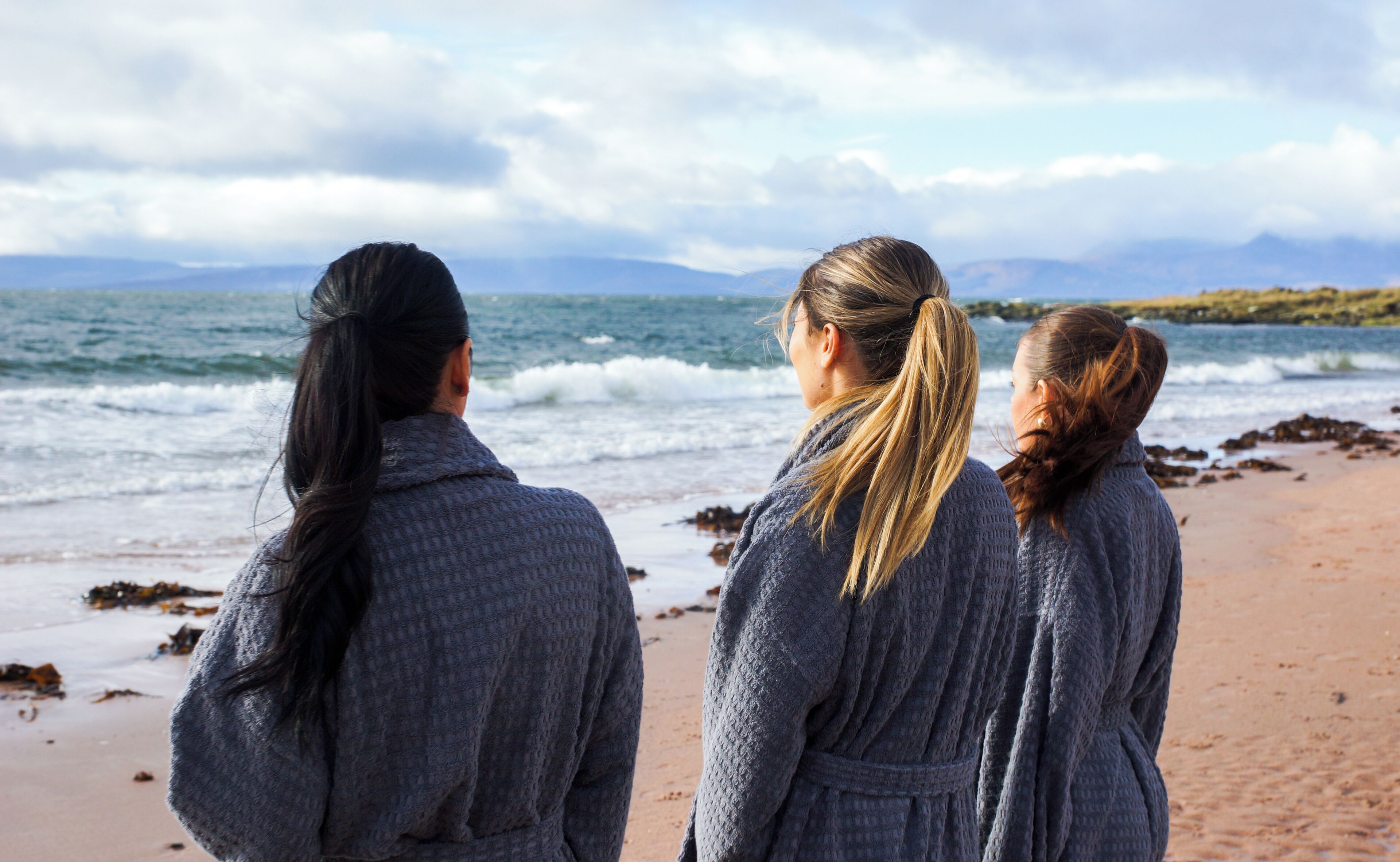 Sauna, hot tub, steam room, body treatments, aromatherapy