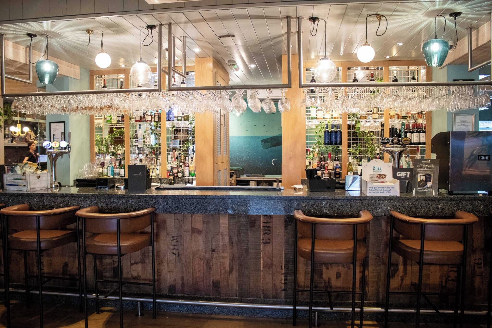 Bar (in der Unterkunft)