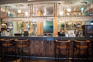 Bar (on property) - The Waterside Hotel (West Kilbride)