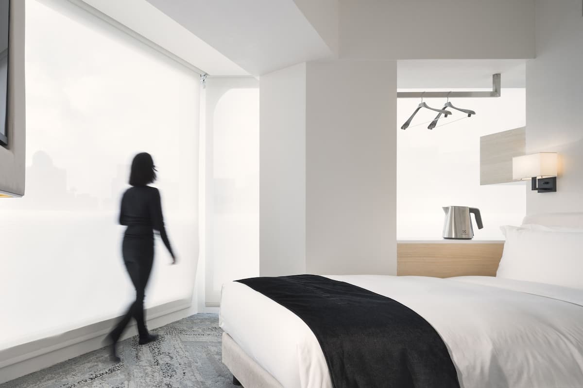 Kamar Twin Basic, 2 Tempat Tidur Twin | Seprai premium, selimut bulu angsa, busa memori, dan minibar gratis