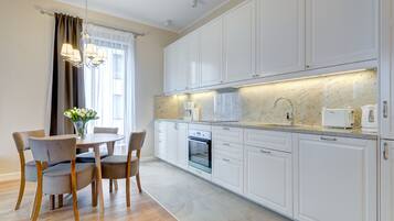 Standard Apartment, 1 Bedroom, Balcony (4 adults) | Private kitchenette | Full-sized fridge, microwave, oven, stovetop