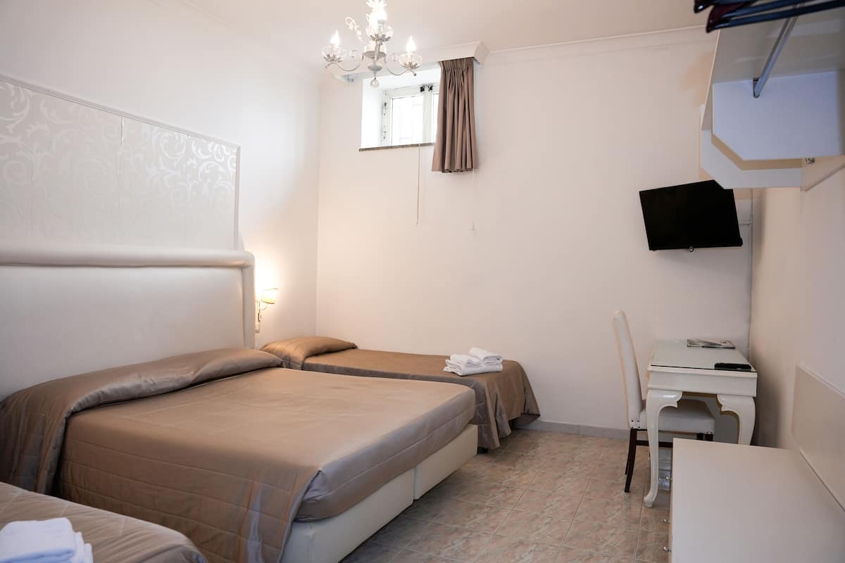 Standard-Vierbettzimmer