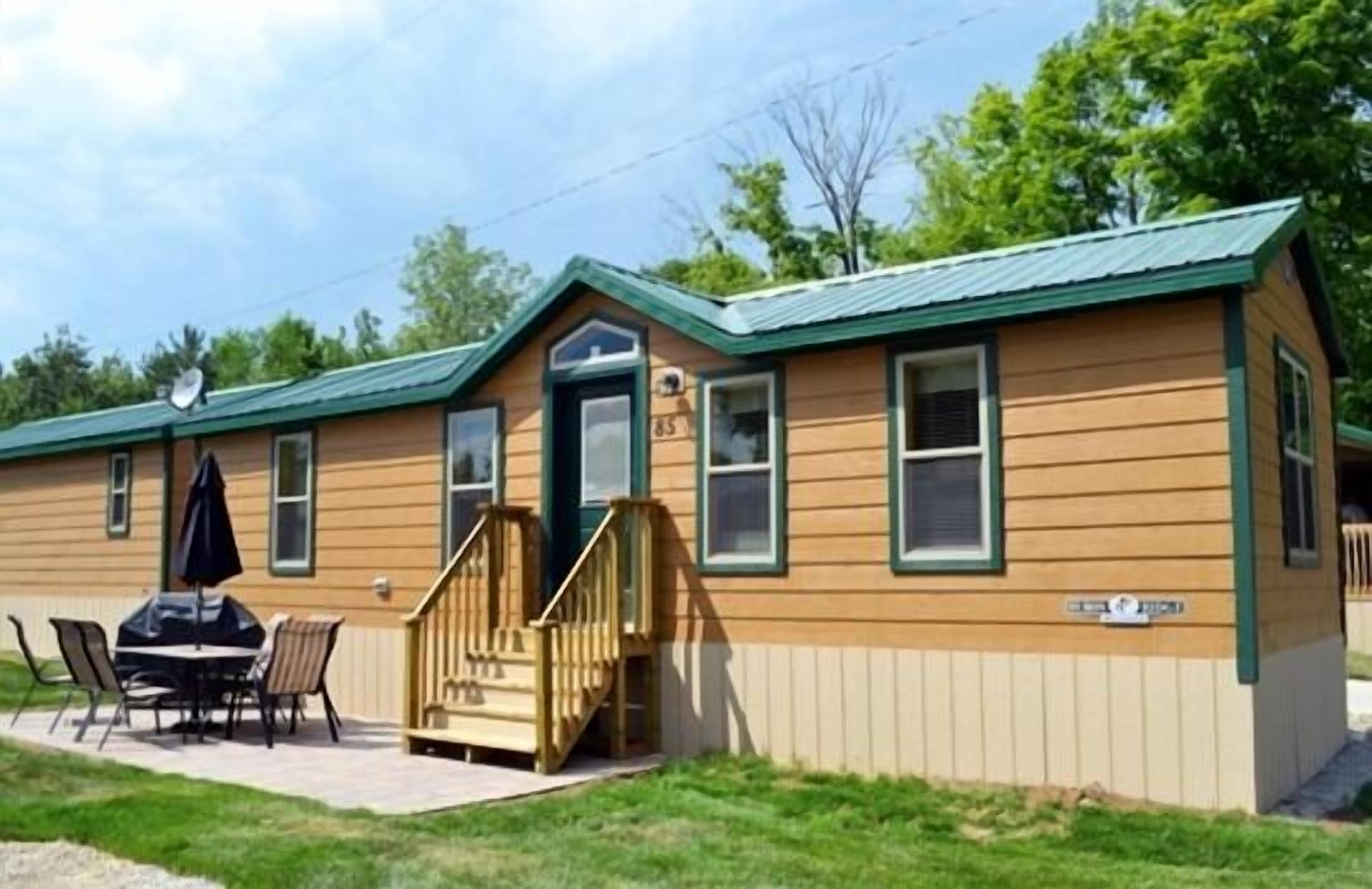 Desk, iron/ironing board