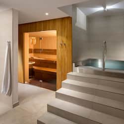 Sauna, Whirlpool, Dampfbad, Körperbehandlungen, Gesichtsbehandlungen
