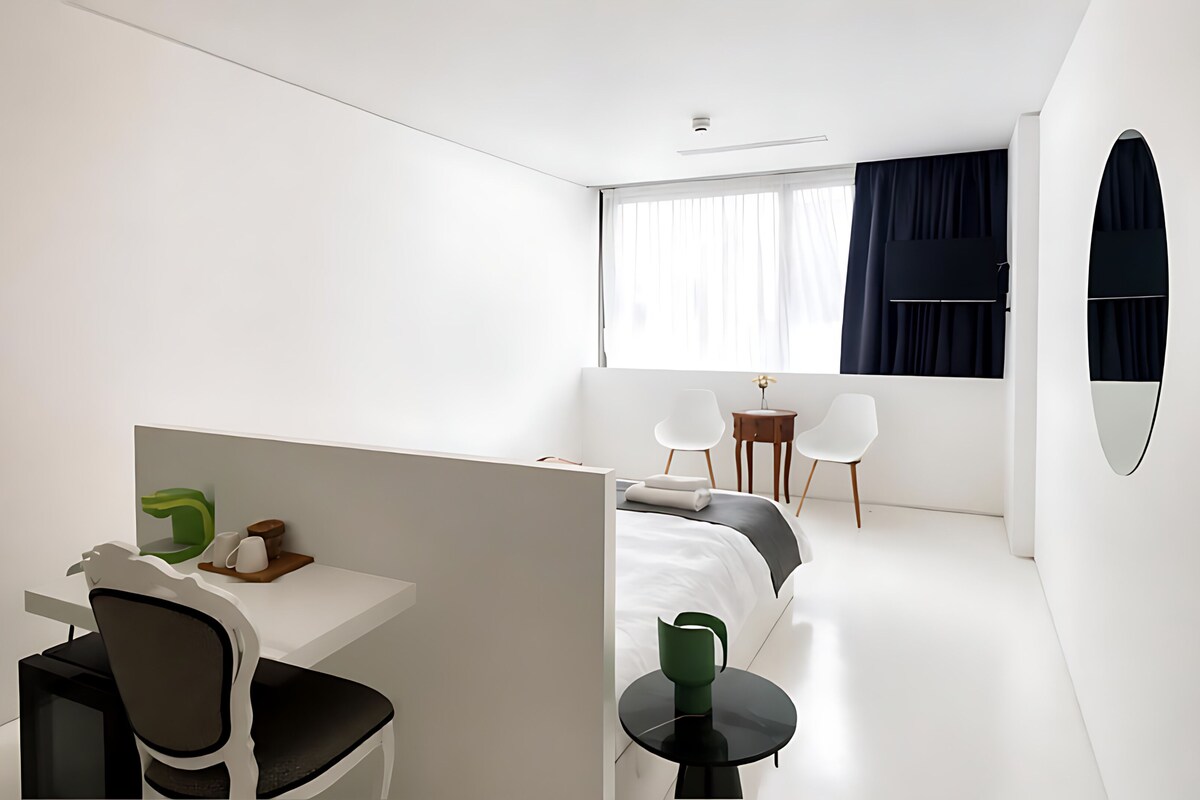 Superior Double Room | Premium bedding, memory foam beds, minibar, in-room safe