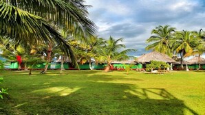 Property grounds - Akwadup Lodge (Panama City)