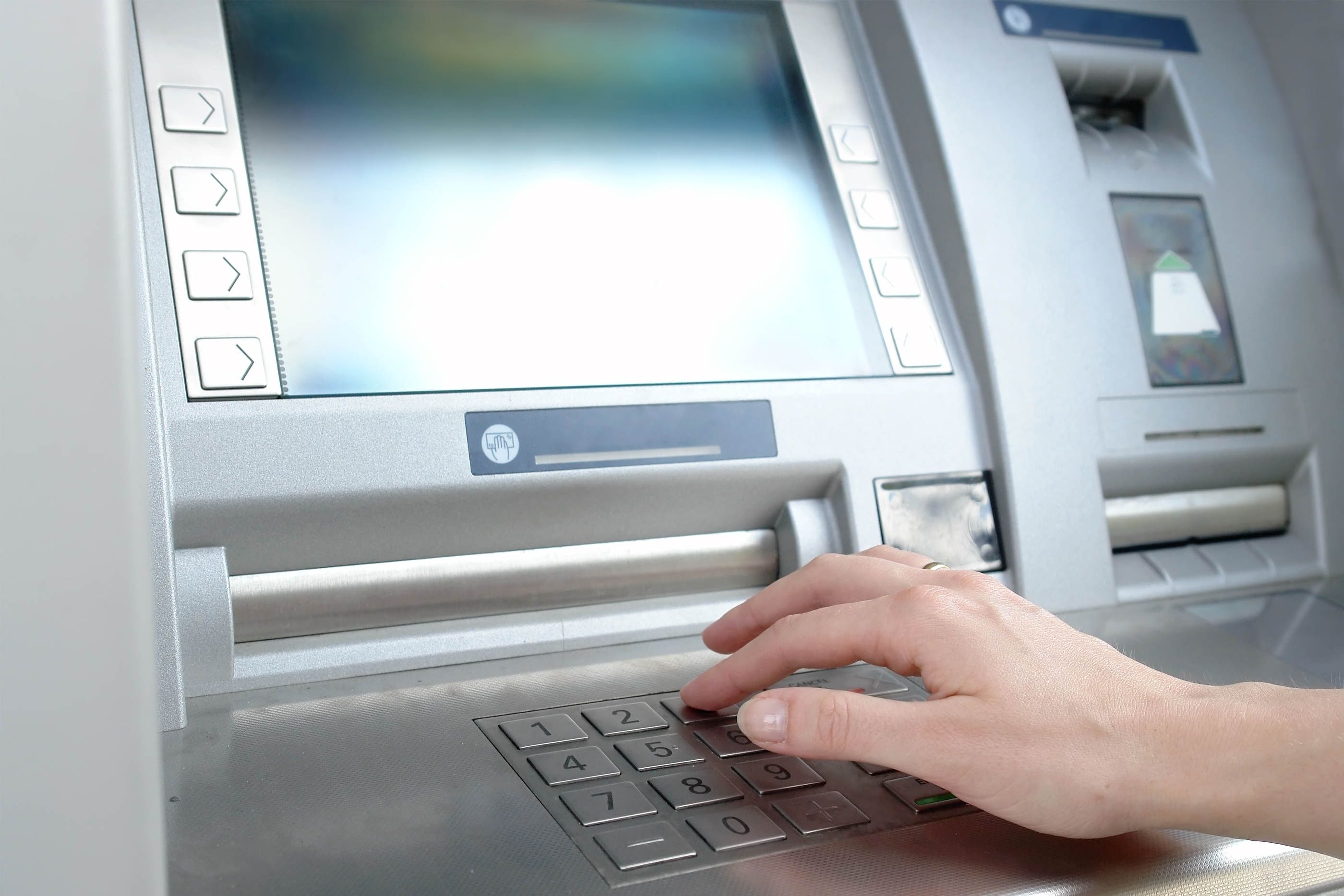 atm/banking on site