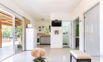 Basic House, 2 Bedrooms | Living area