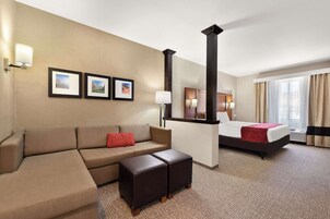 Suite, 1 King Bed with Sofa bed, Accessible, Non Smoking | Desk, iron/ironing board, free WiFi, bed sheets
