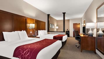 Quarto, várias camas, acessível, para não fumantes | Escrivaninha, ferros/tábuas de passar roupa, Wi-Fi de cortesia