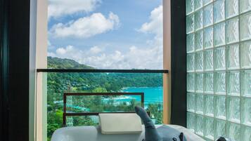 Vintage Seaview Jacuzzi | Salle de bain