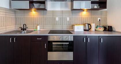 FriendHouse Apartments