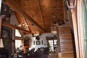 Interior - Bear Creek Lodge Cabin Resort (Walnut Shade)