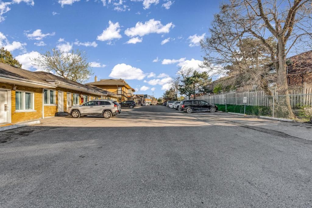 Photo - Park Motel