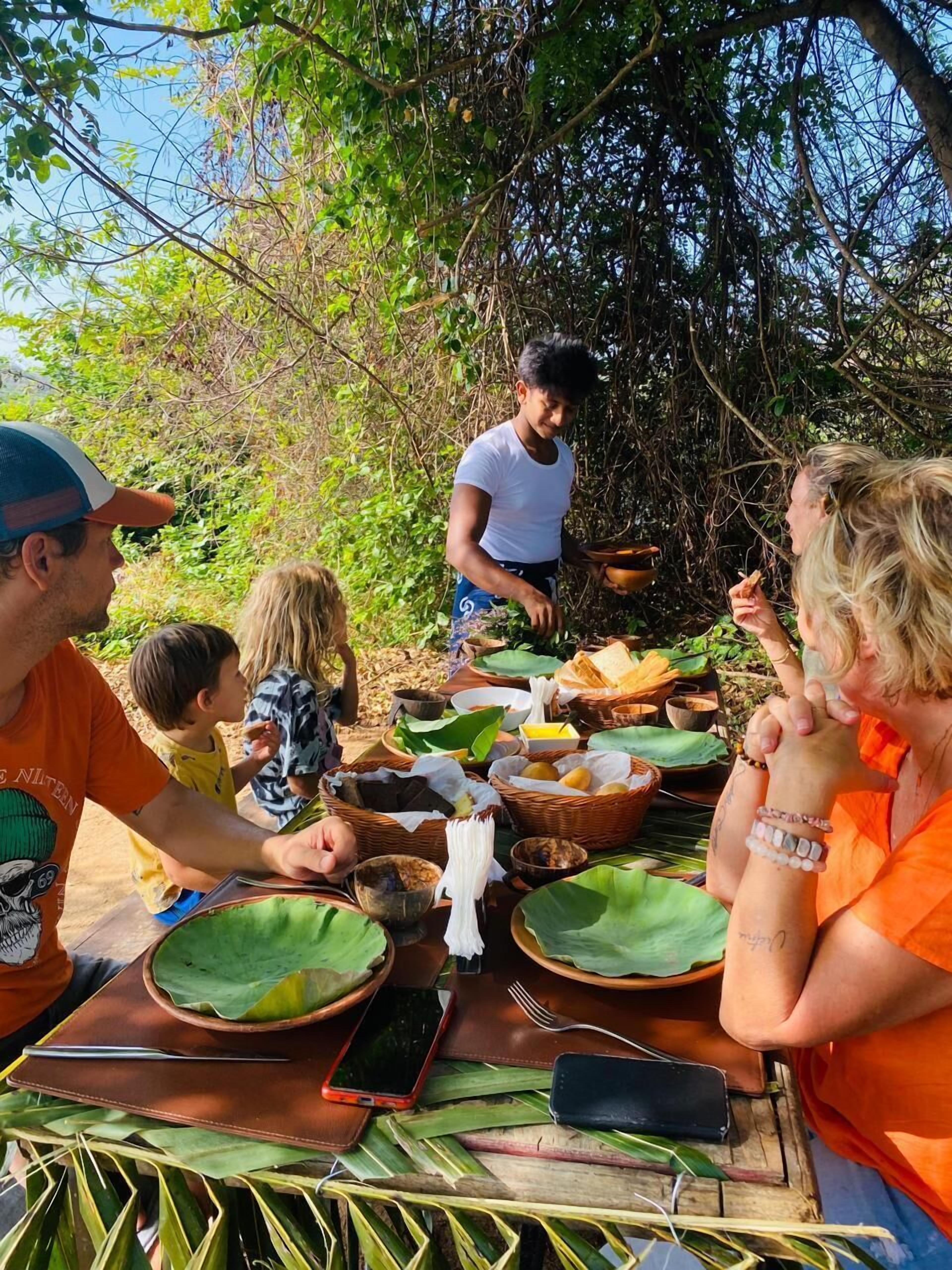 Daily continental breakfast (USD 10 per person)