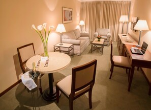 Minibar, in-room safe, desk, soundproofing