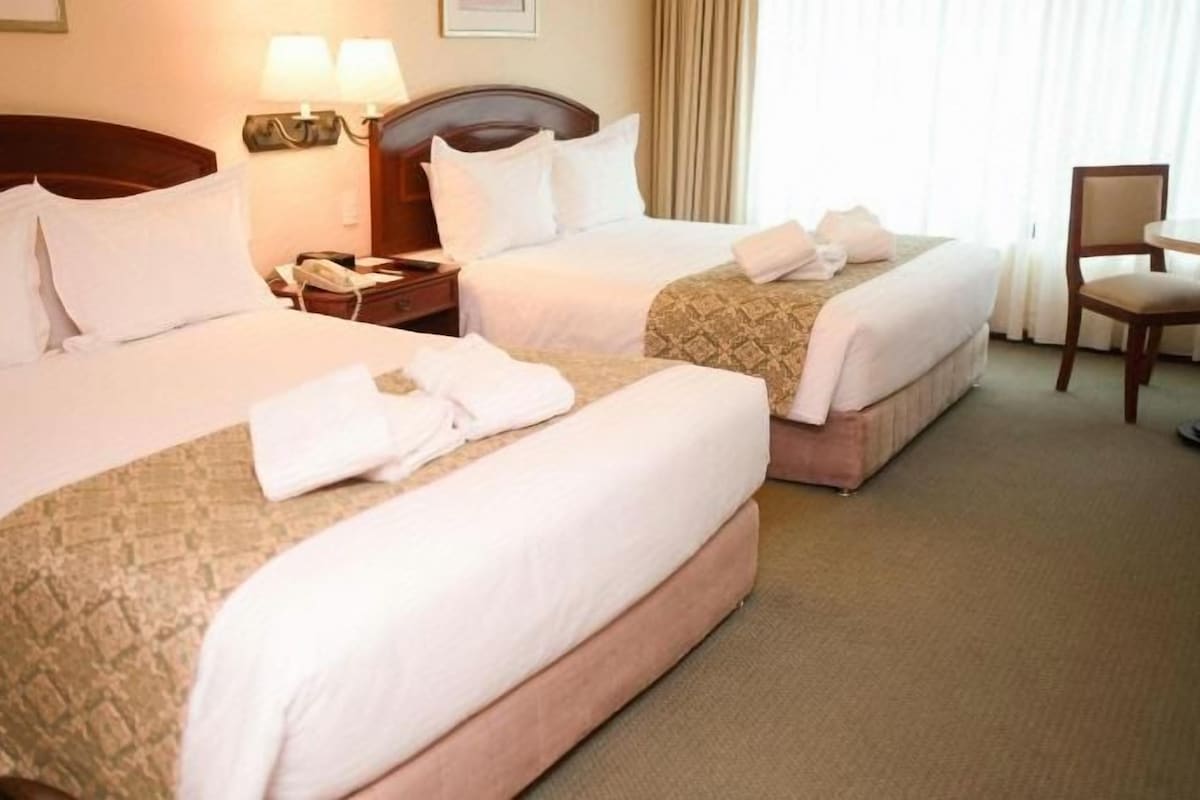 Minibar, in-room safe, desk, soundproofing