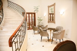 Reception - Los Tallanes Hotel & Suites (Lima)