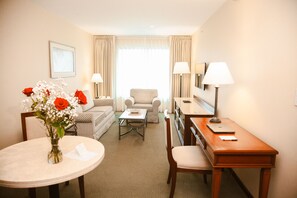 Minibar, in-room safe, desk, soundproofing