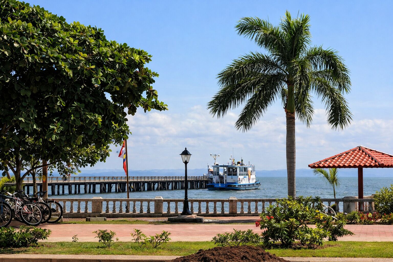 Photo - Hotel El Maltese - Lakefront