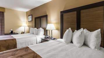 Standard Room, 2 Double Beds, Non Smoking | Desk, soundproofing, iron/ironing board, free WiFi