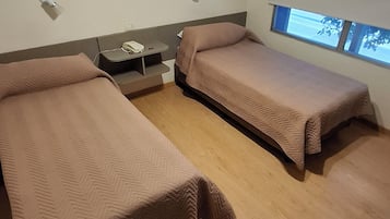 Double Room, 2 Single Beds | Minibar, in-room safe, free WiFi, bed sheets