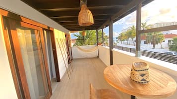 Deluxe-Apartment, eigenes Bad (APARTMENT 6) | Terrasse/Patio