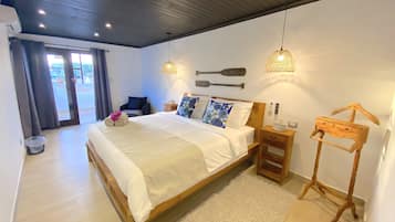 Deluxe Apartment, Private Bathroom (APARTMENT 6) | 1 bedroom, premium bedding, down comforters, memory foam beds