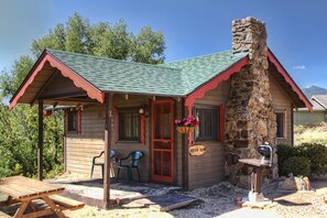 Exterior - Tiny Town Cabins (Estes Park)