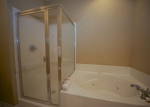 Condo, 3 Bedrooms | Bathroom