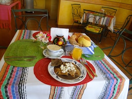 Free daily full breakfast