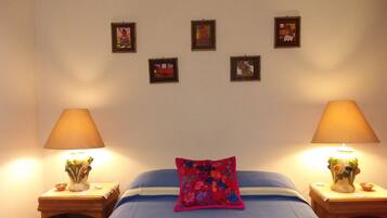 Single Room, 1 Double Bed | Desk, iron/ironing board, free WiFi