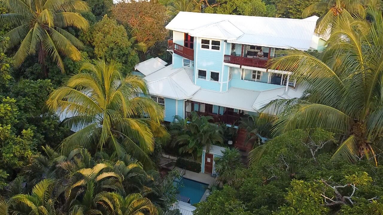 Façana frontal de l'allotjament