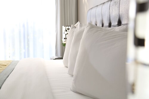 Edward Hotel North York
