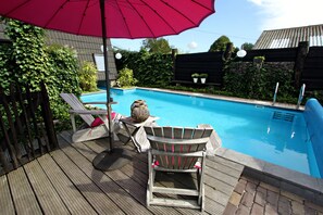 Outdoor pool - Hotel Buxus (Gasselte)