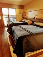 Ropa de cama de alta calidad y escritorio 