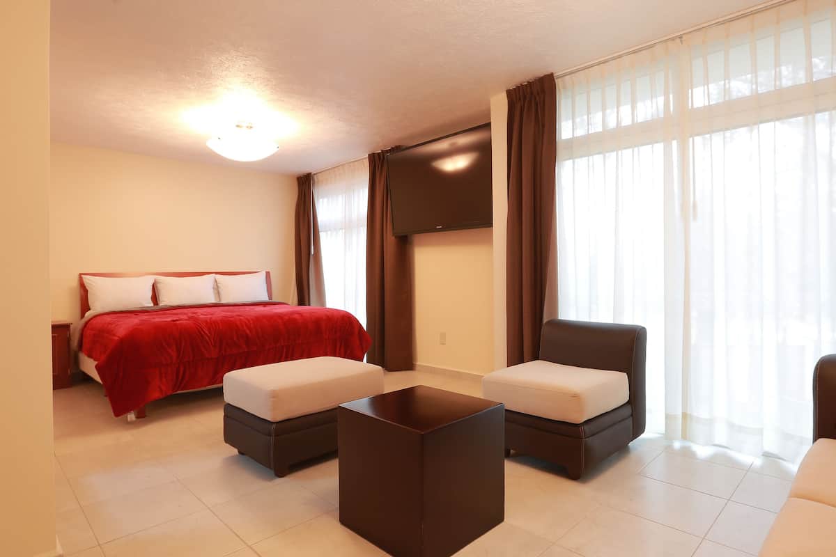 sencilla | free wifi, bed sheets