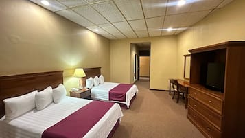 Habitación doble, 2 camas matrimoniales | Ropa de cama de alta calidad y minibar