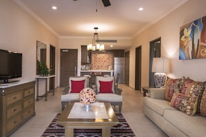 Living area | Flat-screen TV