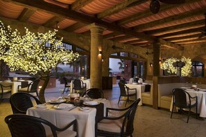 3 Restaurants; Frühstück, Mittagessen und Abendessen werden serviert