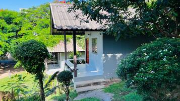 Standard Bungalow Double bed | Free WiFi