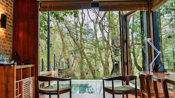 Lower Bakmee - Premier Suite with Plunge Pool (10% off on food)