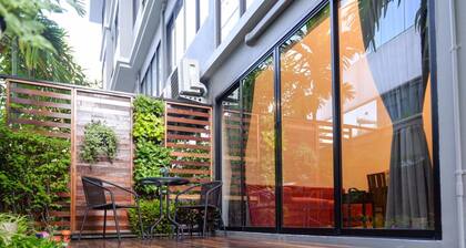 The Pad Silom Serviced Apartment