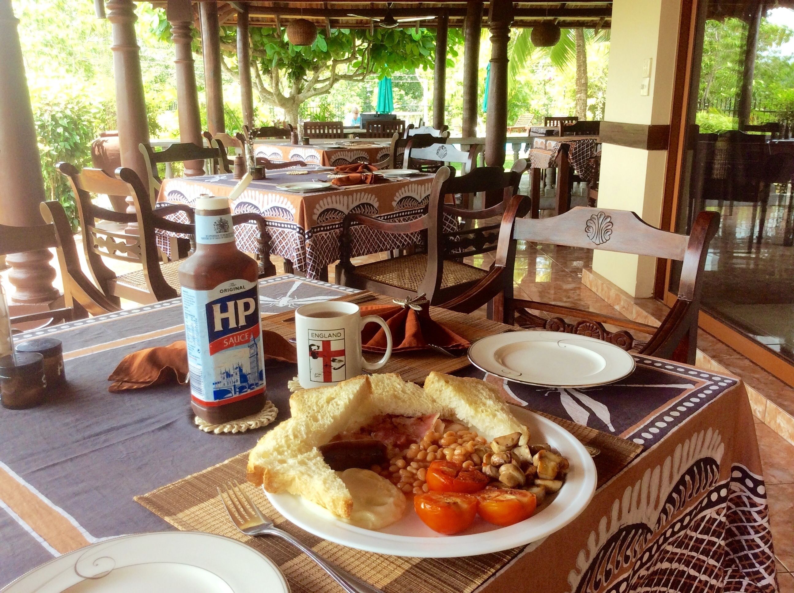 Desayuno (con cargo)