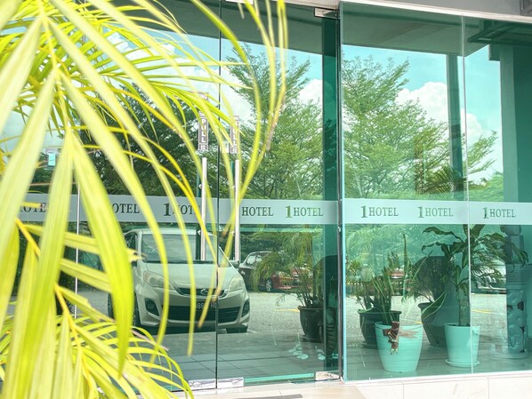 Entrée de l’hébergement