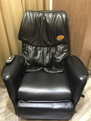 エコノミールーム ダブルベッド 1 台 | 客室の設備とサービス