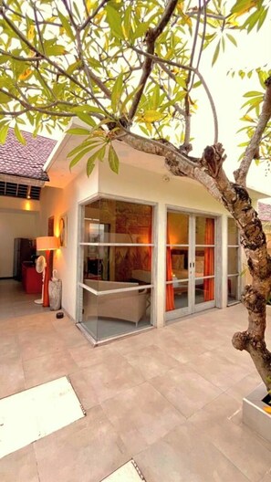 Bagian depan properti