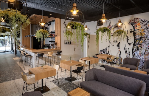 Hotel 75 by Prima Hotels