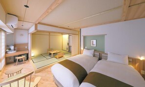 Junior suite (Sakura) | In-room safe, iron/ironing board, free WiFi, bed sheets